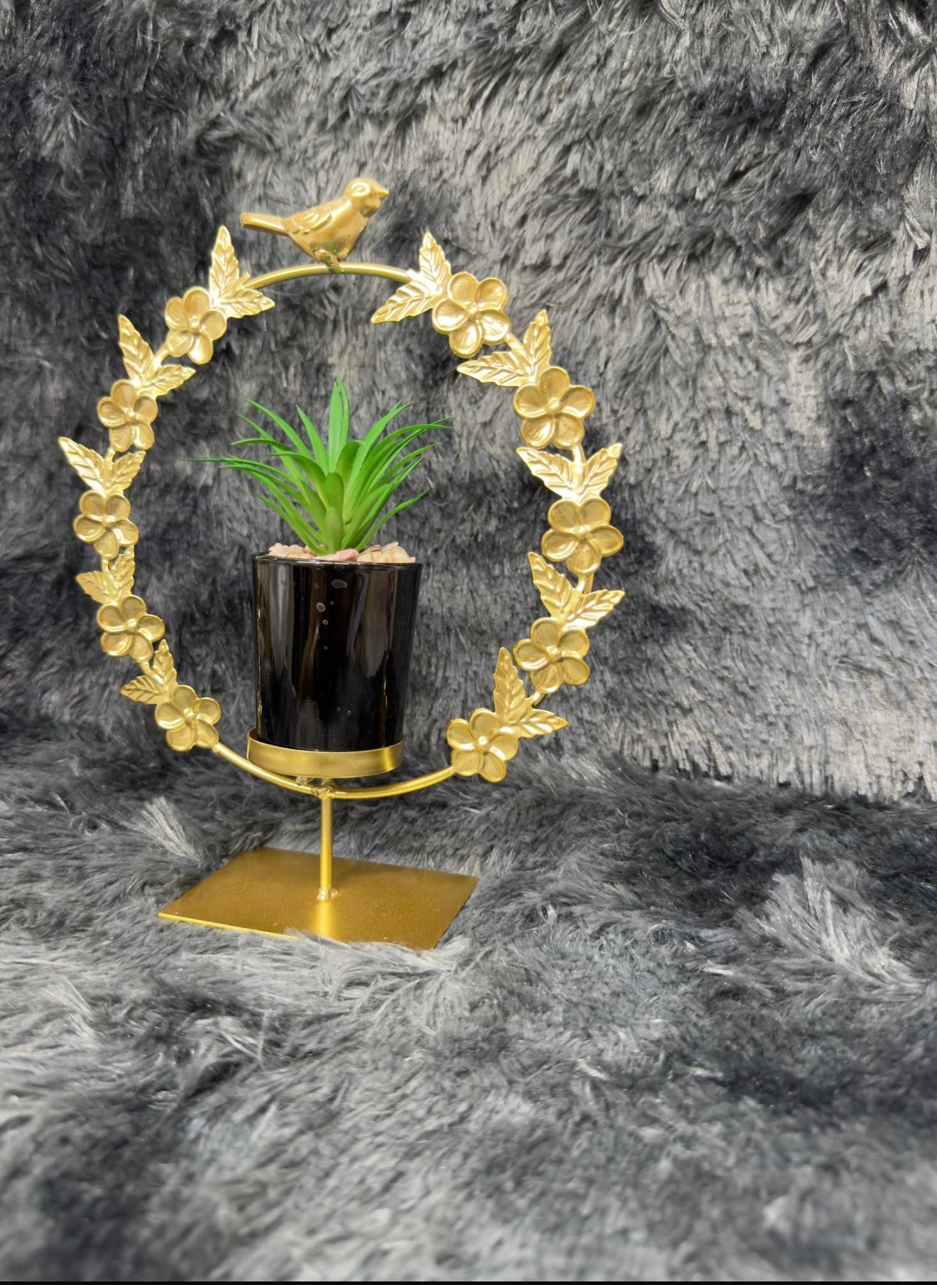 Golden Metallic Floral Sparrow Planter.