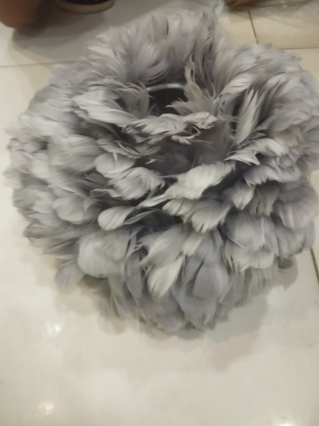 Premium Feather tripod lamp