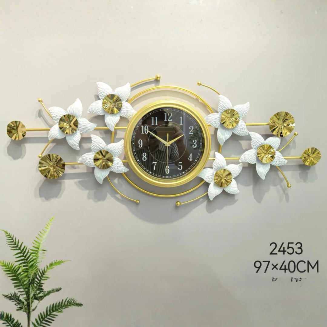 Luxury Metal Wall Décor with Built-in Clock