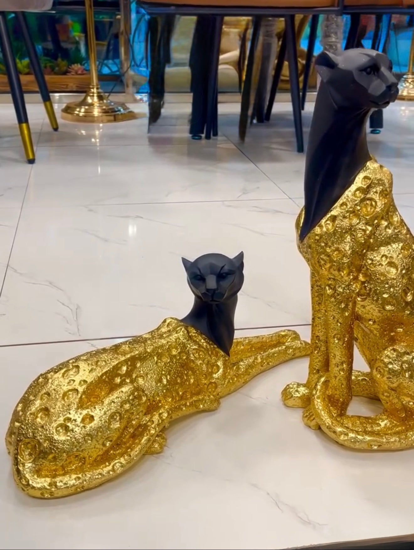 Gold & Black Premium Figurine 1 Piece