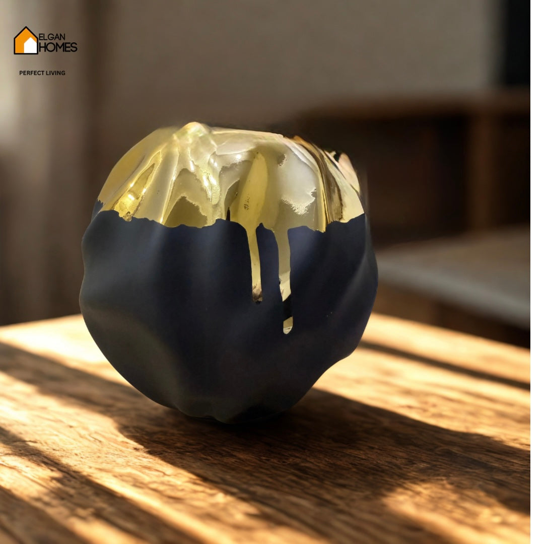 Luxe Matte Black & Gold Ripple Vase